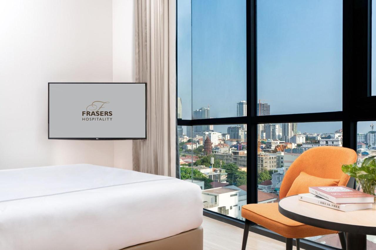 One Eleven Hotel Phnom Penh Exterior foto