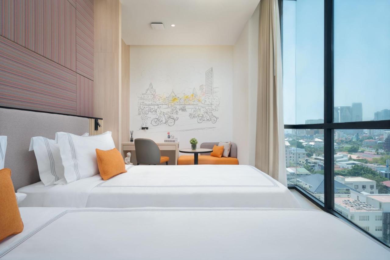 One Eleven Hotel Phnom Penh Exterior foto